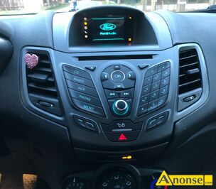Anonse FORD FIESTA, 2015r., 1.250cm<sup>3</sup>, benzyna, hatchback, 72.000km, srebrny, liczba drzwi: 5 drzwi (5D): 5 drzwi (5D), Ford Fiesta mk7 kolor srebrn