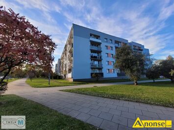 Anonse - BARWINEK, M-4, 59.32m<sup>2</sup>, p. 2/4, własnościowe, po remoncie, Mieszkanie 3 pokojowe z widną, osobną kuchnią o powierzchni 59,32 m 2, zlokalizow Anonse BARWINEK, M-4, 59.32m<sup>2</sup>, p. 2/4, własnościowe, po remoncie, Mieszkanie 3 pokojowe z widną, osobną kuchnią o powierzchni 59,32 m 2, zlokalizow