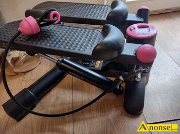 Anonse Stepper skrtny Domyos MS500, Sprzedam w dobrej cenie stepper skrtny Domyos M 500., stan idealny, c.250z. PONIATOWA