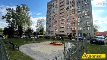 Anonse CENTRUM, M-3, 43m<sup>2</sup>, p. 5/10, wasnociowe, do remontu, Oferujemy Pastwu, 2 pokojowe mieszkanie z osobn kuchni, o powierzchni 43m². Lokal