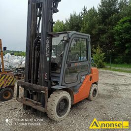 Anonse WZEK, spalinowy, TOYOTA-LINDE, wysoko podnoszenia 6 m, udwig 3 tony, stan dobry, c.37.000z. MICHAW