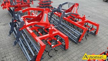 Anonse AGREGAT, Uprawowo-siewny, EURO-MASZ, o szeroko�ciach 2.5m, 2.7m, 3m, 4m. WYPOSA�ENIE STANDARDOWE: -Dwa rz�dy z�b�w -hydropak na dwa si�ownik