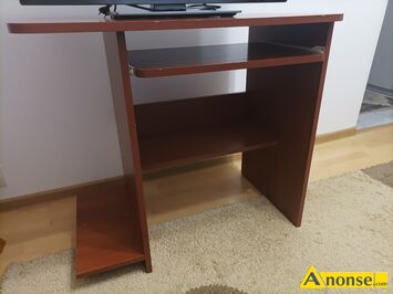 Anonse BIURKO, kolor ciemny br�z, komputerowe, u�ywane, Sprzedam biurko w dobrym stanie ., stan dobry, c.150z� do uzg.. RZESZ�W