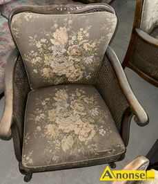 Anonse FOTEL ZABYTKOWY, sprzedam fotel zabytkowy, antyczny, stylowy, niepowtarzalny wz�r, ma�o u�ywany w bardzo dobrym stanie. Sprzeda� mo�e by� na