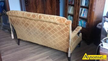 Anonse KANAPA, eklektyczna, XIX wiek, po renowacji, materia� w kolorze z�otym, 150cm szeroko�ci, stan bardzo dobry, c.1.200z�. LUBLIN