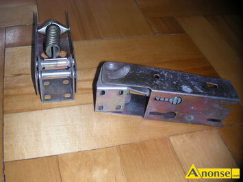 Anonse ZAWIASY SPRʯYNOWE KLAPY PRZYCZEPKI SAMOCHODOWEJ, mog� by� do innych cel�w np:r�nych pokryw, siedzisk blat�w lub �awek przy�ciennych itp.Po