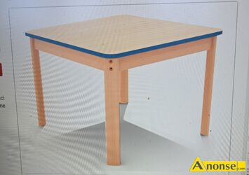 Anonse STOLIKI PRZEDSZKOLNE KWADRATOWE, sprzedam stoliki przedszkolne kwadratowe z obrze�em i nogami regulowanymi w ilo�ci 13 sz sprzeda� mo�e by