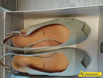 Anonse SANDA�Y, rozm.37, nowe, jasny popiel, c.95z�. RADOM