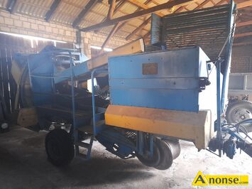 Anonse KOMBAJN, ziemniaczany, ANNA, 1-rz�dowy, Kombajn ziemniaczany ANNA Z 644, gara�owany, stan dobry, c.9.000z� do uzg.. RADAWCZYK DRUGI 668-96