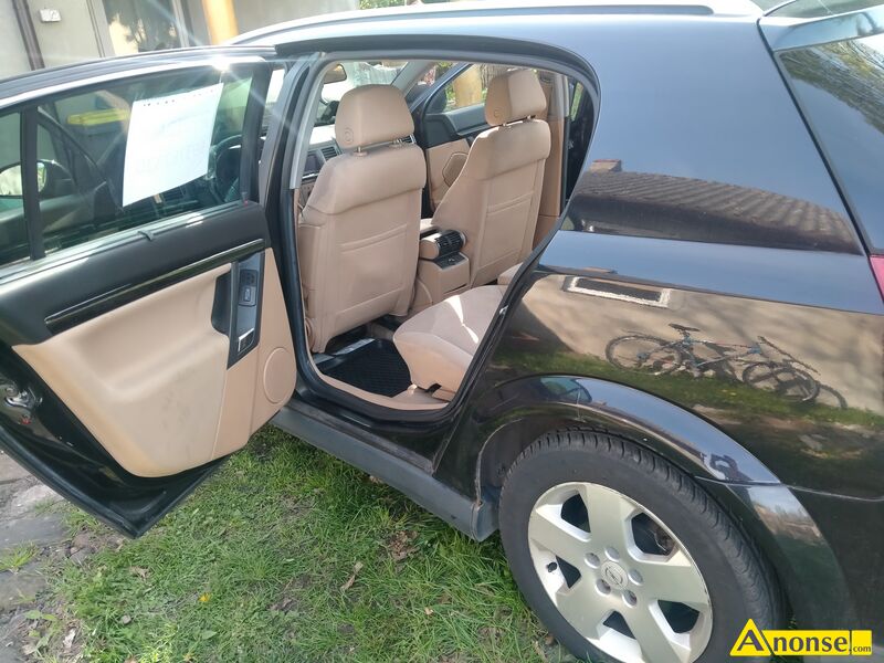 OPEL  SIGNUM, 2004r., 1.800cm3, 122KM , benzyna + gaz sekwencyjny, 1km, czarny, metalik,komfort: el - image 0 - anonse.com