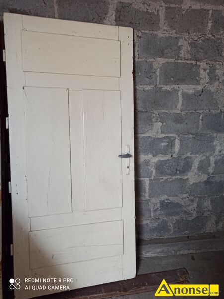 DRZWI , u�ywane,opis dodatkowy: drewniane o szeroko�ci 90cm i wysoko�ci 200cm,stan przedmiotu trans - image 0 - anonse.com